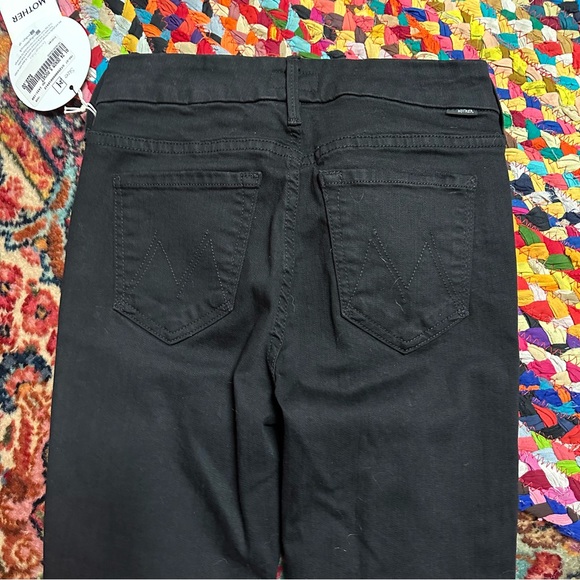 NWT Mother The Looker Ankle Fray in color guilty as sin distressed black jean 24 - Picture 9 of 13